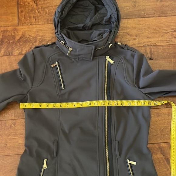 Michael Kors Water Resistant Belted Utility Jacket Grey - Picture 7 of 10